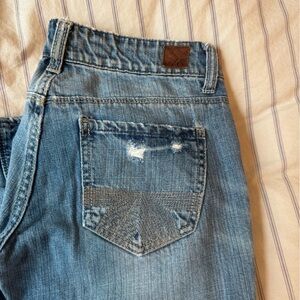 American Eagle Outfitters Light Blue Relaxed Jeans
